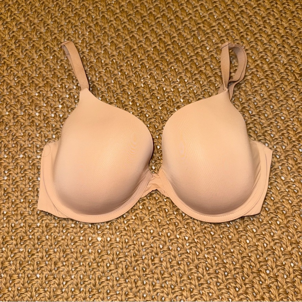 Victoria's Secret Tan T-Shirt Bra with Molded Cups